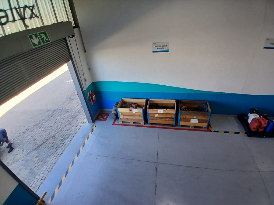 To Let commercial Property for Rent in Oos Einde North West